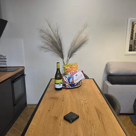 The Atelier بورغاس