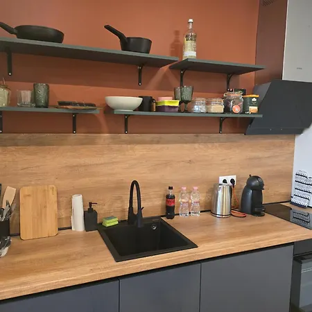 The Atelier بورغاس